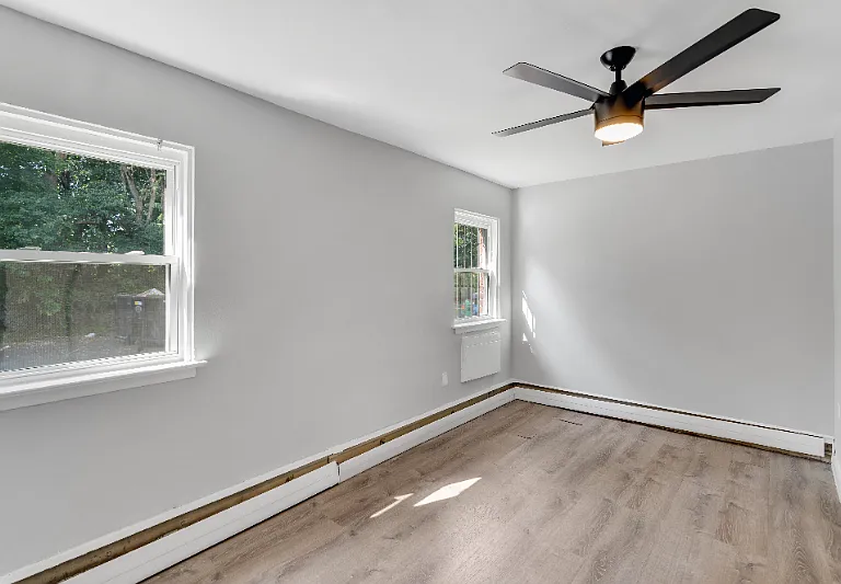 908 E Cliveden St #D41 — Photo 7