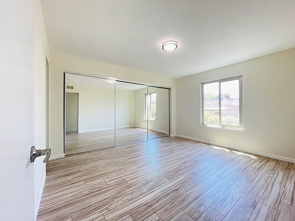 4th image of 1057 Alta Mira Dr APT A