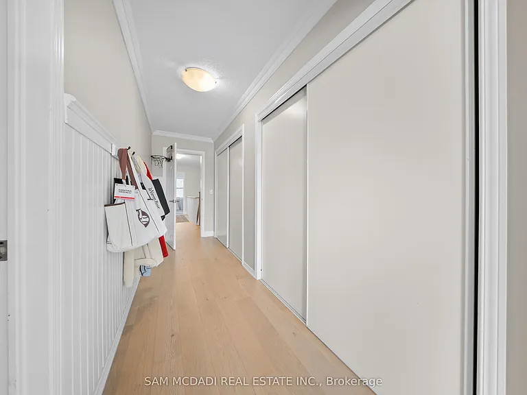 95 Kerr St W #2 — Photo 22