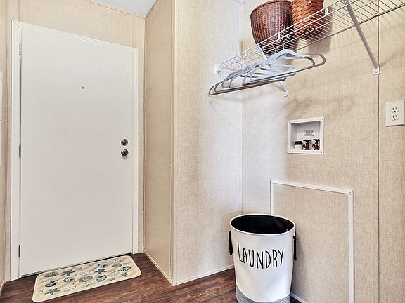 4th image of 12 Camino Real Ct