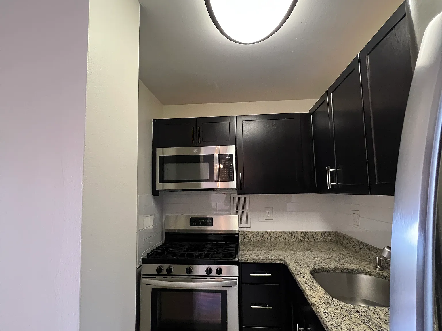 Freeman St, Brookline — Photo 4