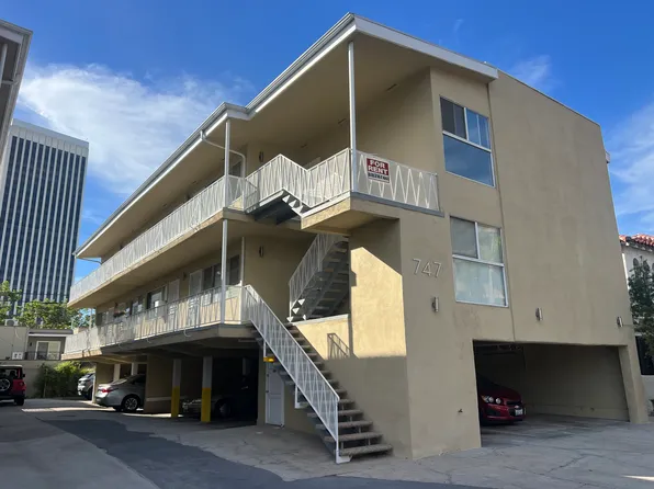 747 S Curson Ave APT 6, Los Angeles, CA 90036