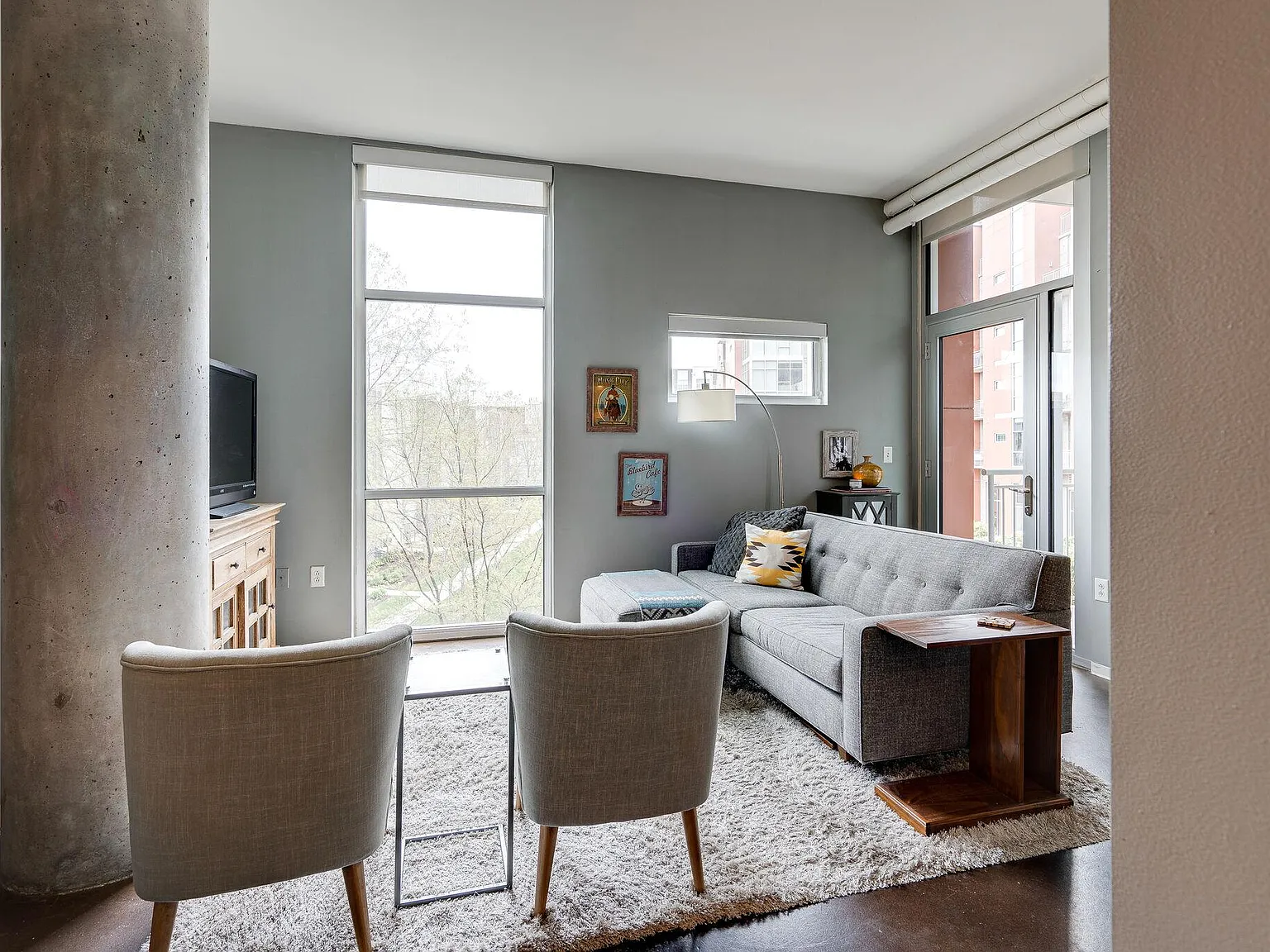 1 bed, 770 sqft, $3,200 — Photo 2
