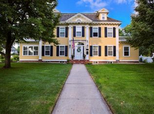 1206 N Main St, Aberdeen, SD 57401