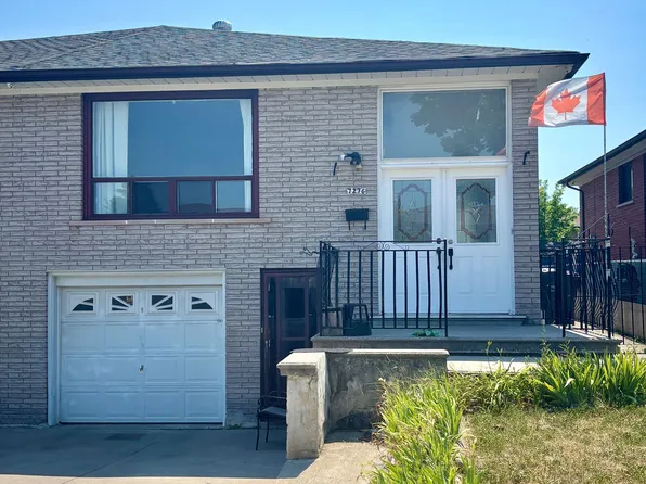 7276 Shallford Rd, Mississauga, ON L4T 2P7