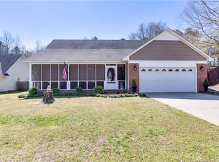 126 Hosta Dr, Raeford, NC 28376