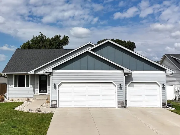 415 Thelma Ave, Harrisburg, SD 57032