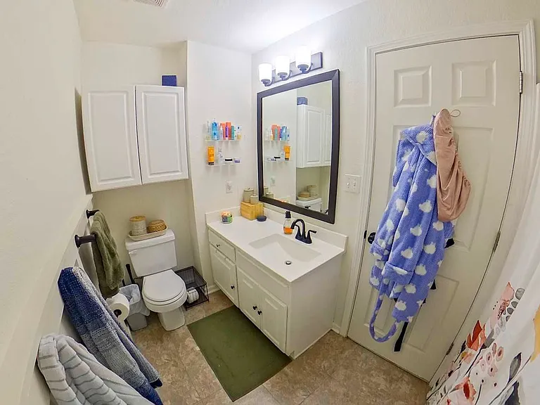 1217 Newfoundland Dr — Photo 5