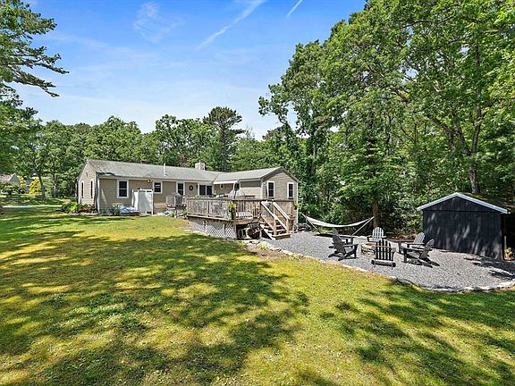 4th image of 35 Braeburn Ct