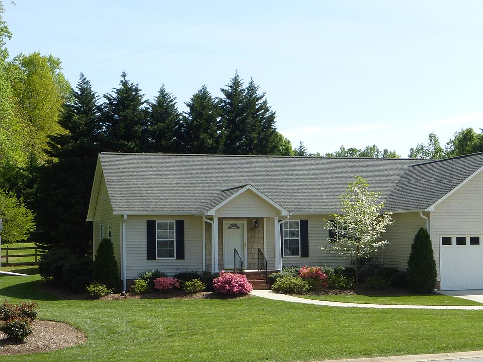 1st image of 1110 Valleyside Ln