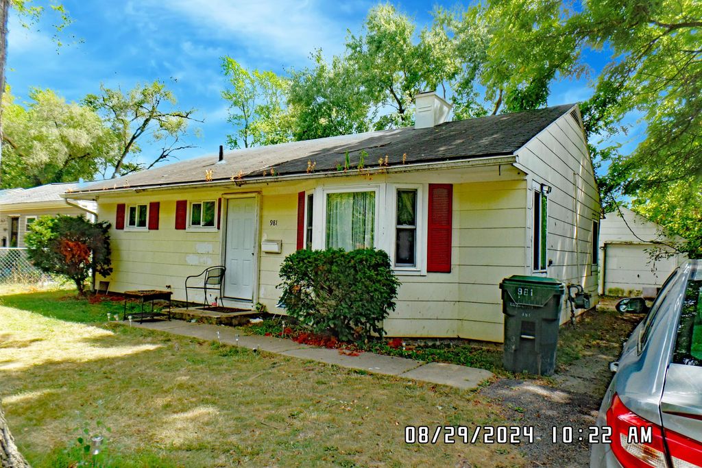 Real estate listing image