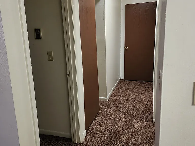 105 Martin Luther King Dr E #2 — Photo 11