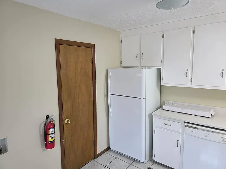 126 Sycamore Dr #126 — Photo 12