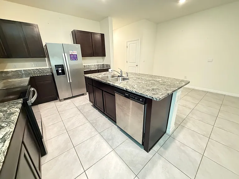 5338 Dragonfly Dr — Photo 5