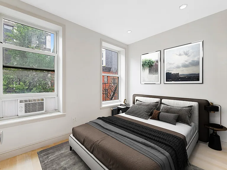 324 W 14th St #4A — Photo 2