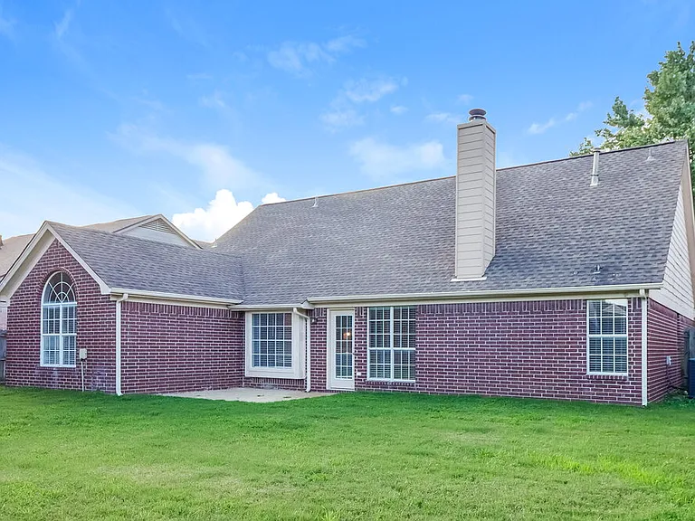 11203 Cashmere Wood Dr — Photo 17