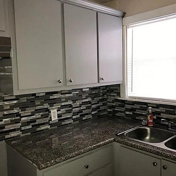 3206 Napoleon St — Photo 6