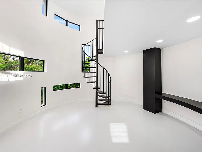 7540 Los Pinos Blvd — Photo 41