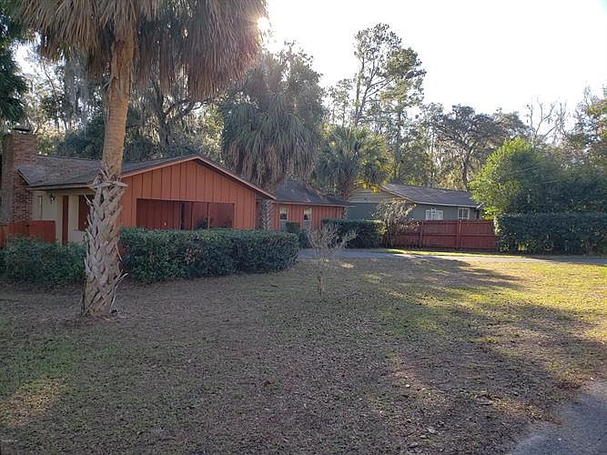 1st image of 3423 SE 4th Ave