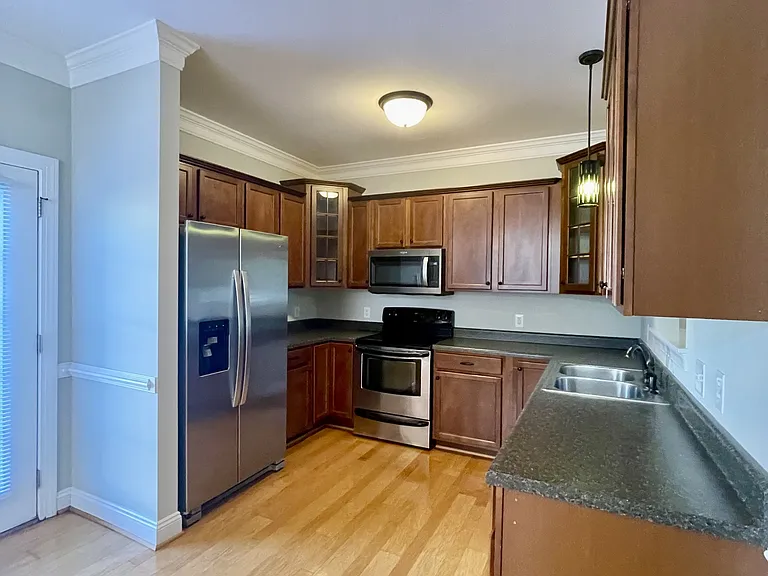 510 Capstone Dr #1 — Photo 8