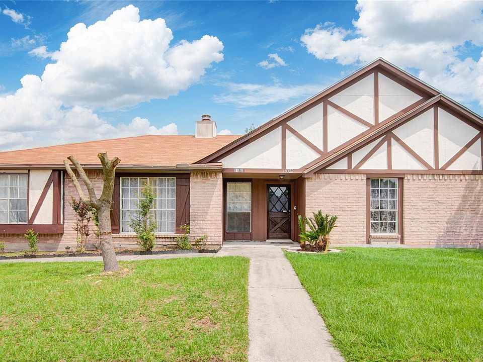 1st image of 19326 Plantain Dr