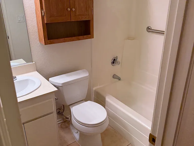 551 S Silktree Cir — Photo 6