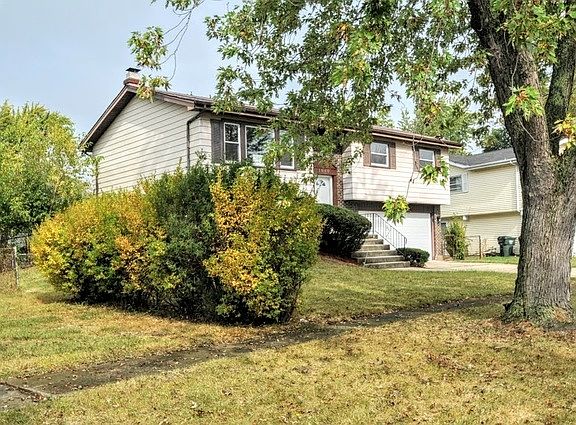 2nd image of 1040 Barrow Ct