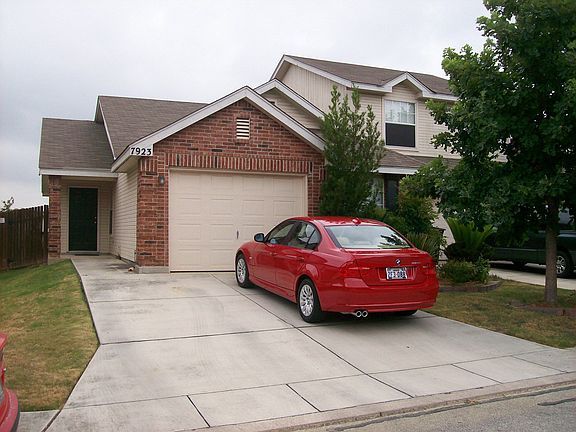 Front view of home