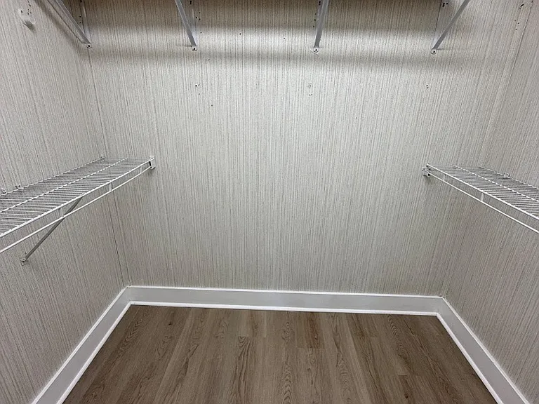 Unit Photo