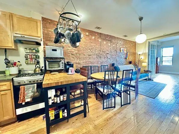 675 Classon Avenue image 1 of 37