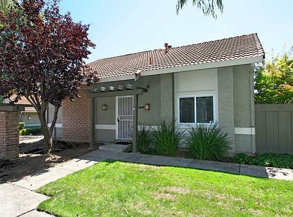 2nd image of 5640 Strawflower Ln