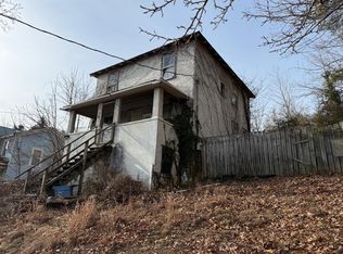 829 Brussels Ave, Clifton Forge, VA 24422