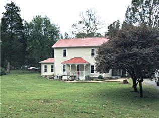 950 Bugscuffle Rd, Wartrace, TN 37183