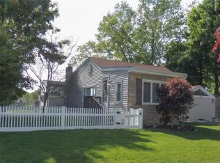 116 Namquid Dr, Warwick, RI 02888