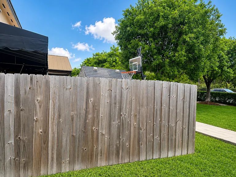 16951 SW 137th Ct — Photo 30