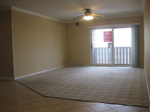 3rd image of 700 Perrie Dr APT 402
