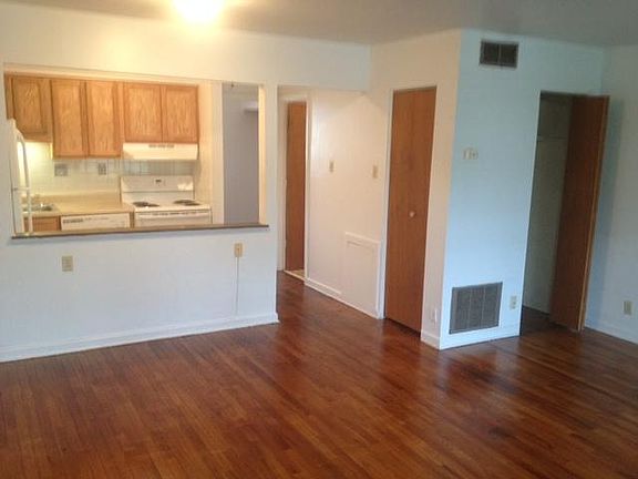 2nd image of 1707 Hinkson Ave