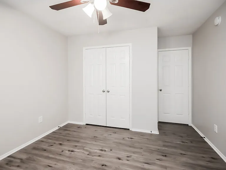1919 Treasure Mountain Dr — Photo 17