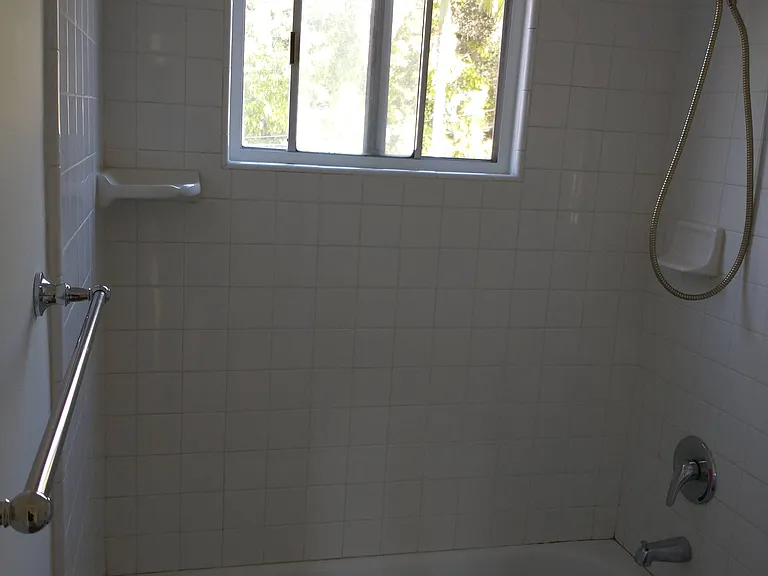 130 N Ivy Ave — Photo 11