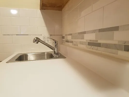 Rented by Esra Realty | media 6