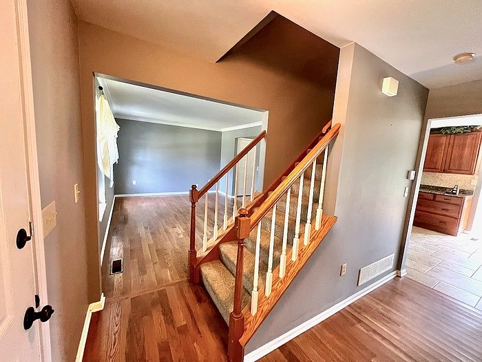 6054 Kingsgate Dr, Burlington, KY 41005 Zillow