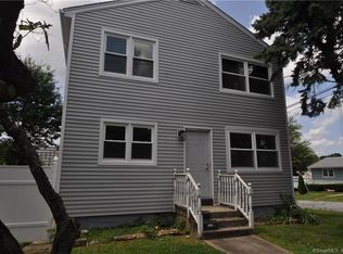 165 Garden Dr, Bridgeport, CT 06606