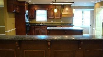 3rd image of 1019 Lorilea Dr E
