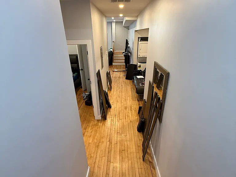 253 Lexington St #1 — Photo 3