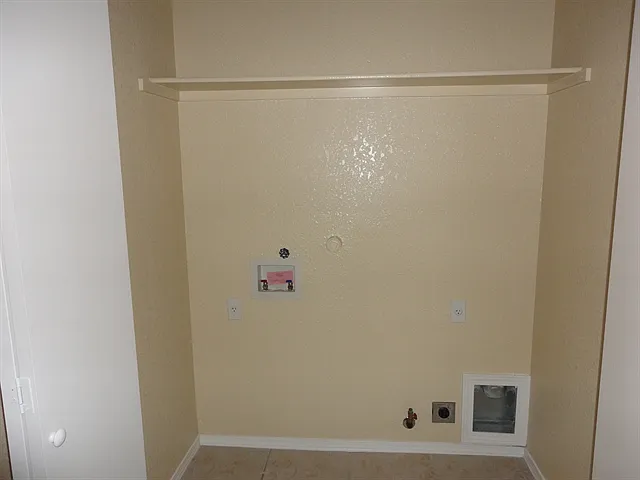624 Valley Meadows Dr NE — Photo 11