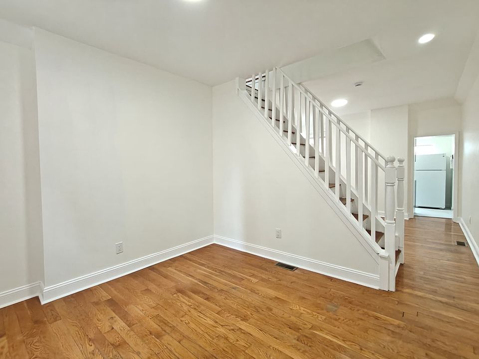 1st image of 2406 E Harold St #2