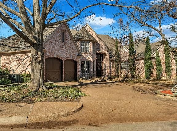 4th image of 14949 Oaks North Dr