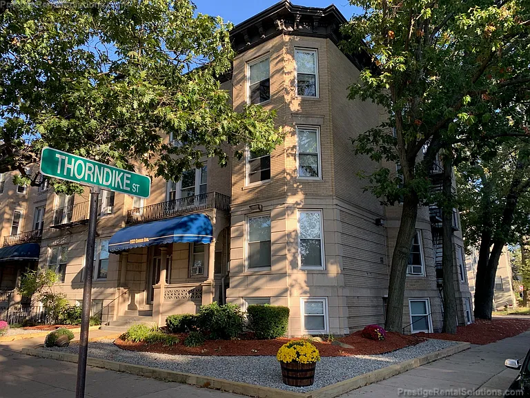 182 Thorndike St #E — Photo 12