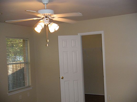 4th image of 11123 Canterbury Tales Ln