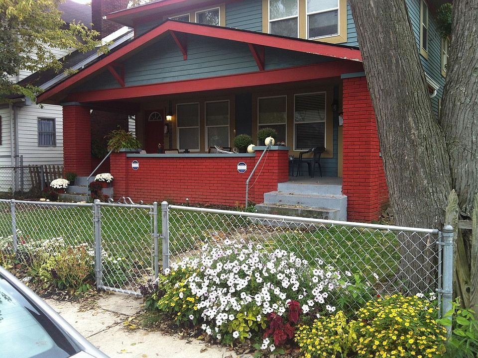 2nd image of 2928 N Delaware St
